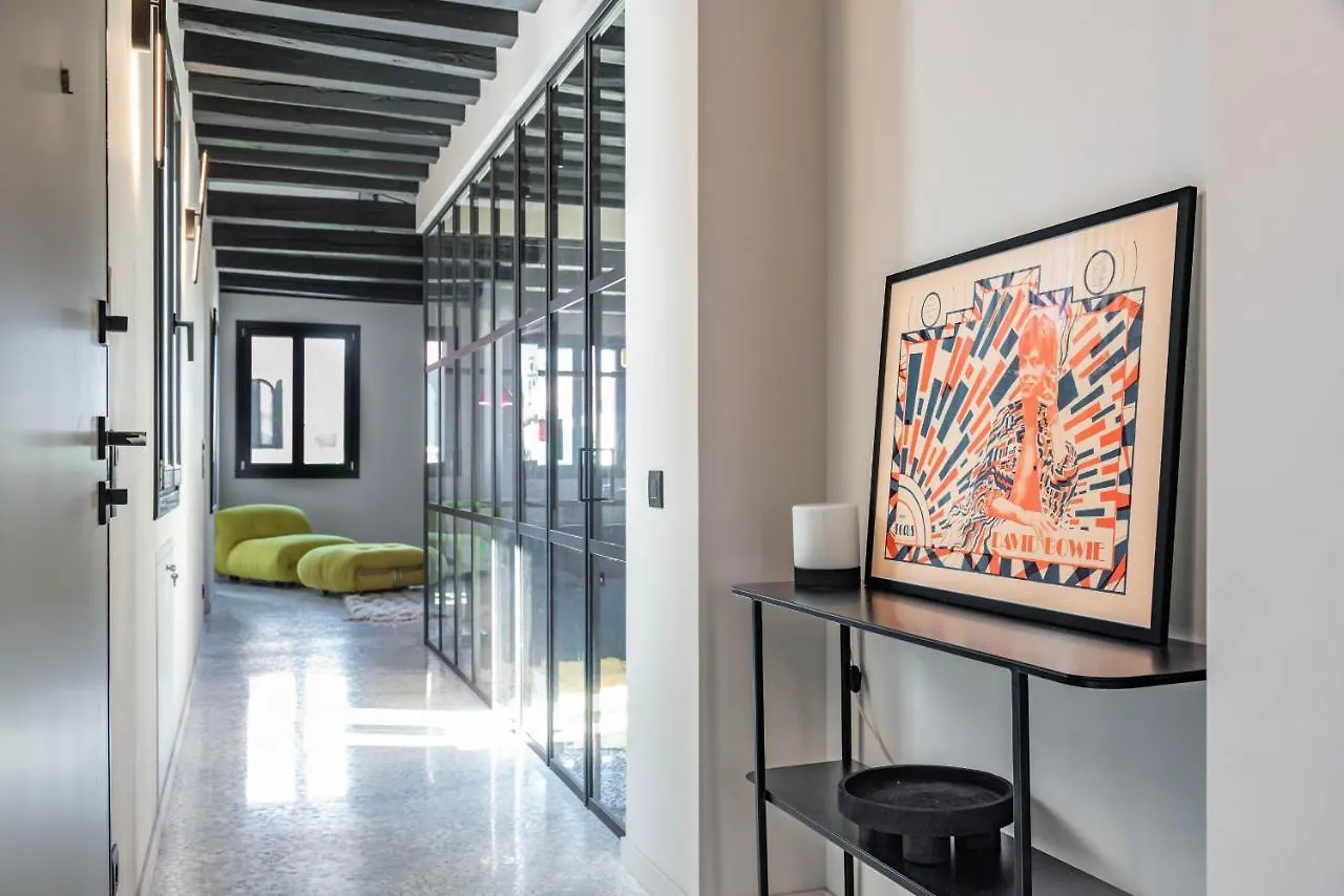 Ca' Delle Carrozze Stylish 2 Bedroom Loft-Style Veneza 0*,